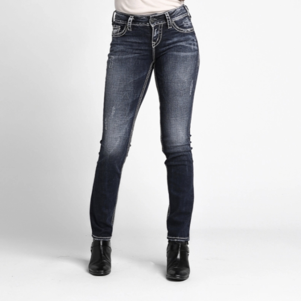 Suki Mid Rise Straight Jean 16
